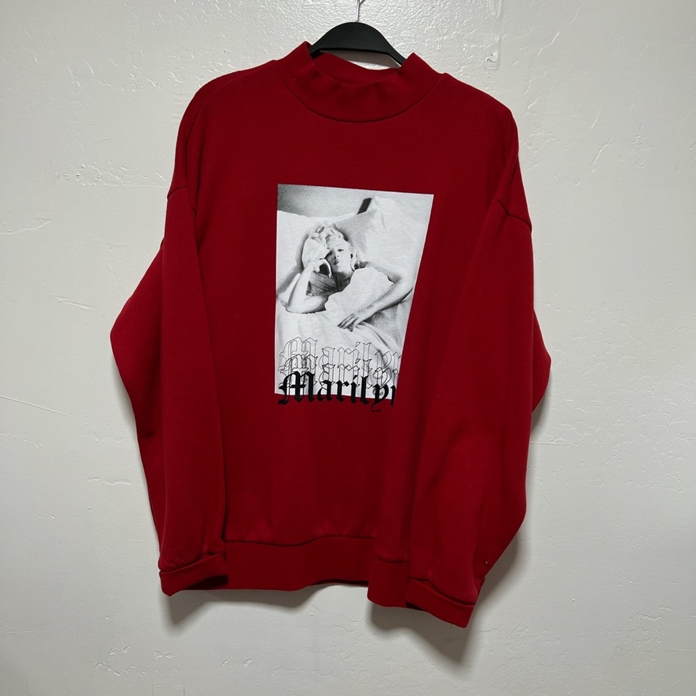 Marilyn Monroe Mock-neck Crewneck Sweater